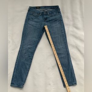 J Crew Toothpick Skinny Medium Wash Blue Jeans Women’s Size 4